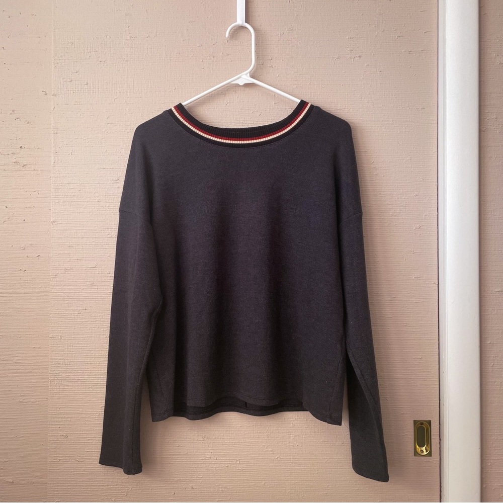 Gray sweater with striped collar